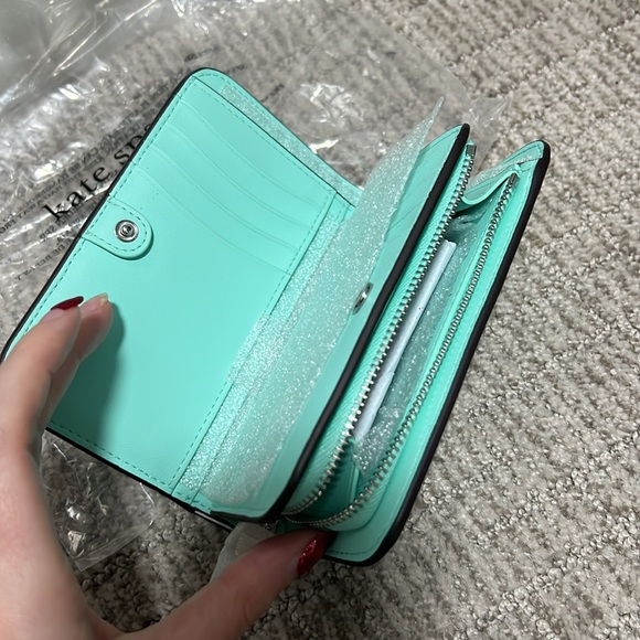 Kate Spade Morgan Compact Wallet NWT - Picture 6 of 11